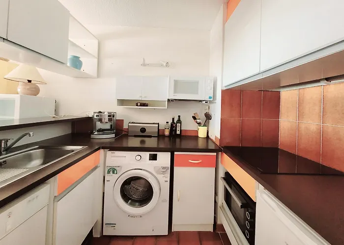 Apartament - T2 Lumineux Pour 4 Pers, Terrasse, Parking Prive, A 50m - Fr-1-794-114 *